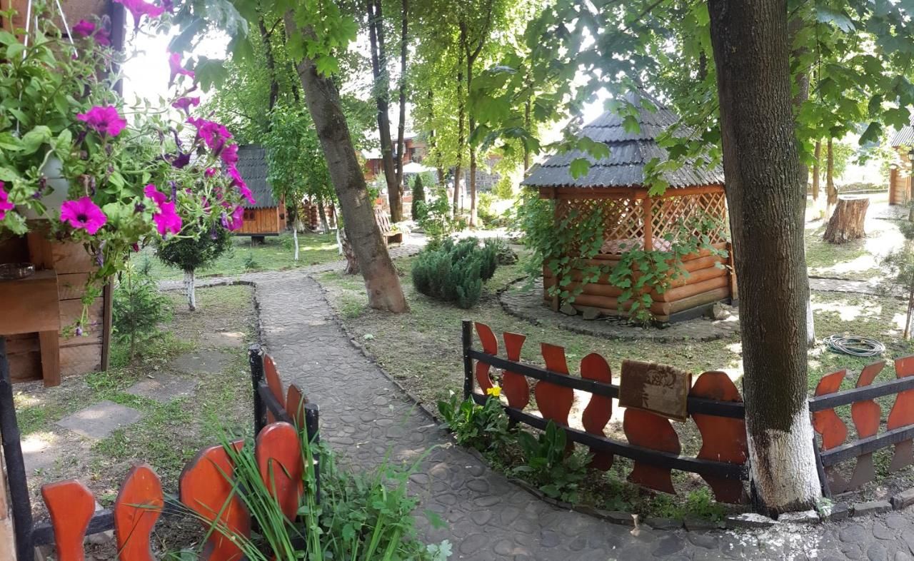 Мини-отель Kozatskiy Dvir Стрый-11